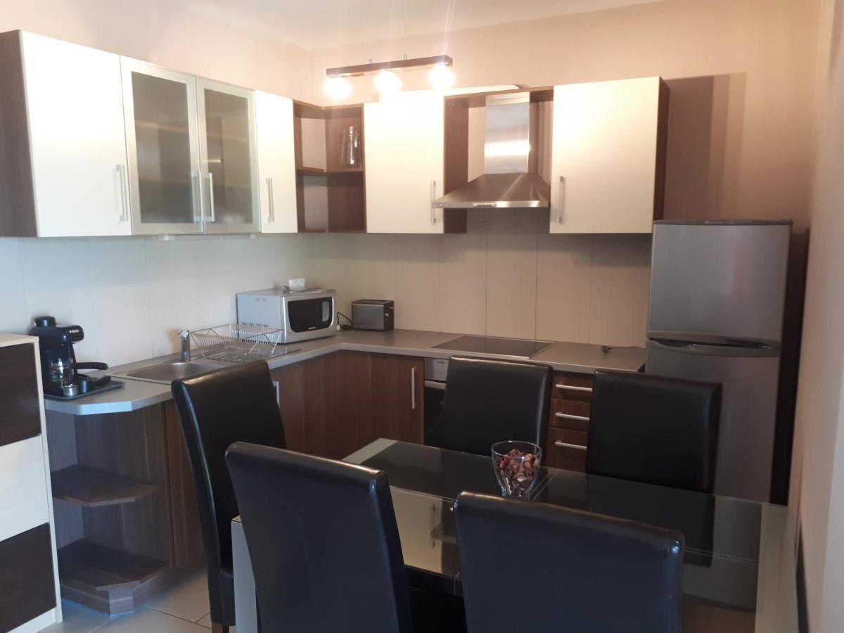 Goldenbeach Deluxe Apartment ชิโอฟก ภายนอก รูปภาพ